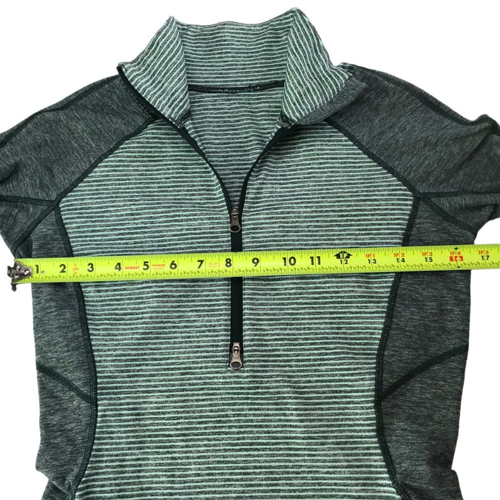 Lululemon Half-Zip 1/2 Zip Pullover Stretchy Striped. Size Women's 6 Green Gray - Picture 11 of 12